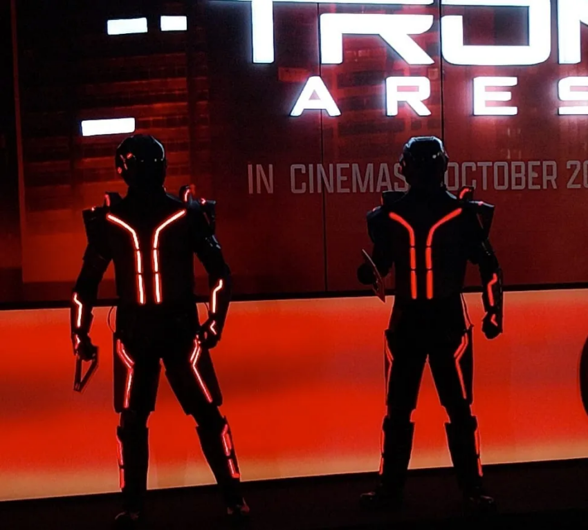 Review Film Tron Ares Revolusi Dunia Digital di Realitas Nyata